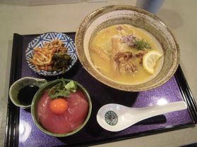 淡路島で超人気のラーメン屋さんで浮世離れ体験しましょう♪