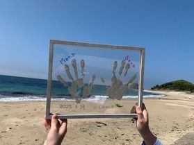 志賀島の思い出に手形アートはいかがですか?
