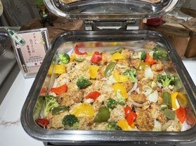 夕食ビュッフェの温物コーナーのお料理をご紹介いたします