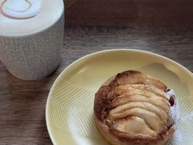 Cafe Larch