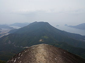便石山　～熊野古道・馬越峠より行くスリル満点のスポット～