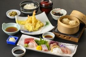 昼食に豪華な新メニューが登場！