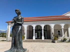 安曇野市立美術館