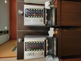 レストランに新しいコーヒーメーカー登場