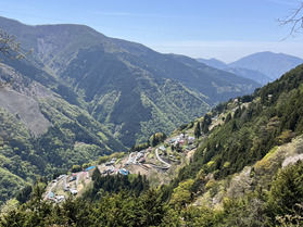 茶臼山高原から車で走る絶景スポット ②