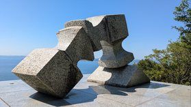 「またきまい」　五色台の最寄りのアート