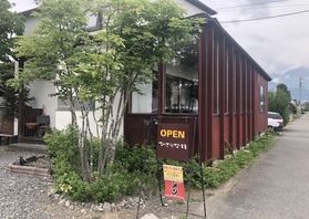 旨辛キムチチャーハンと絶品ギョーザを堪能♪