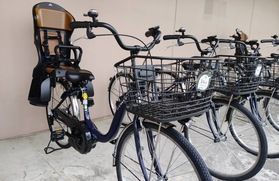チャイルドシート付き電動自転車が登場♪