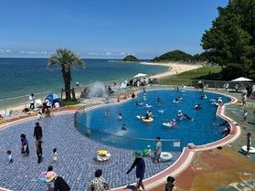 宿泊者は無料！夏のプールを楽しもう！！