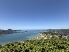 絶景を眺める「兜山展望台」