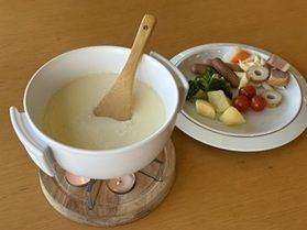 ジャージーミルクたっぷり　チーズフォンデュが新登場！