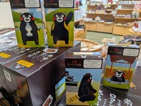 熊本のお土産といえばこれ!黒糖ドーナツ棒 くまモンパッケージ