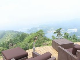 一足先に話題の「亀山テラス360°」へ!