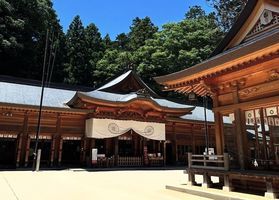 観光におすすめ!穂高神社