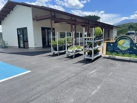 直売所&レストラン「あさまのいぶき」