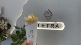 新店　クレープのTETRA