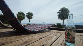 源泉かけ流し「温泉足湯」をお楽しみください♪