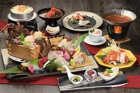8種の海老を贅沢に堪能♪秋色エビ祭り