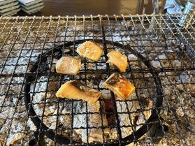 囲炉裏で味わう、贅沢朝ごはん