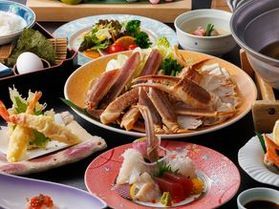 境港直送!本ズワイガニ会席は11月13日スタート