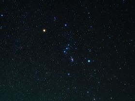 秋の夜空を彩る<br>オリオン座流星群☆彡