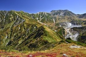立山黒部アルペンルート「絶景の室堂平」