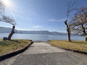 秋の彩りを探して ― 十和田湖と奥入瀬渓流の旅