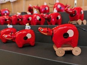 【入荷】１年２か月待ちの赤べこ