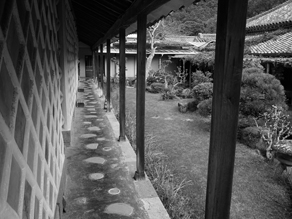 旧大沢温泉ホテル依田之庄 築300年を超える旧家でした。