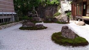 苔むす古寺、石馬寺