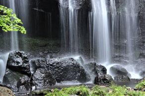 涼風3不動滝 水しぶき!