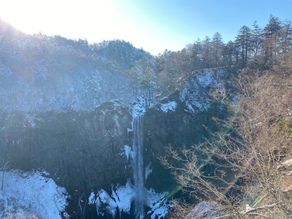 凍結した華厳の滝