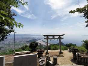 天空の鳥居 高屋神社