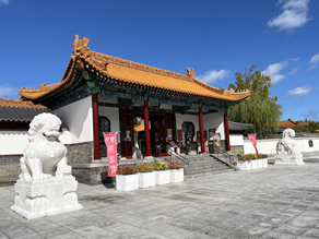 中国に来たかのような別世界が広がる「中国庭園 燕趙園」