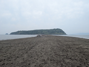 知林ヶ島へ、海の道を歩く旅。