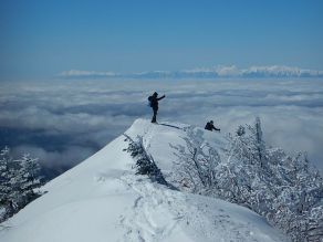 この冬、嬬恋村で冬山体験はいかがですか？