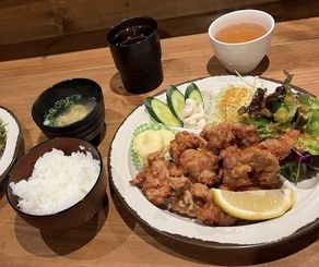 高野山のオシャレカフェ「丸高」
