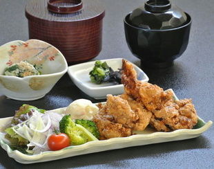 （土日祝日）からあげ定食