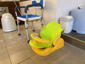 お子様用のベビーチェア