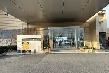 ２.建物入口、ロビー周辺