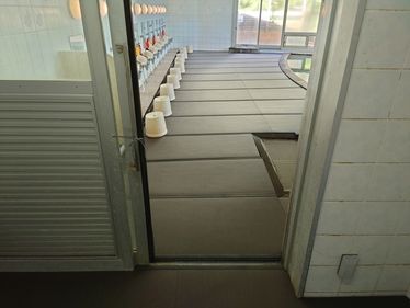 温泉大浴場　入口・脱衣所