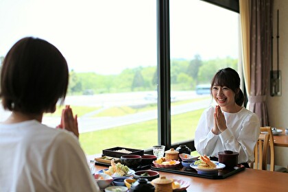 ご昼食のご案内