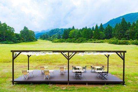 妙高山を一望できるテラス