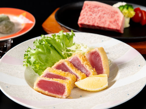 【8月・9月・10月】まぐろと熊野牛ステーキの料理
