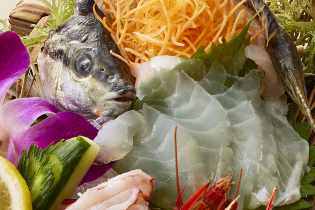 うなぎの白焼き・ハモと地魚盛り合わせ付きビュッフェ