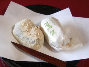 鶯餅【大和甘林堂】