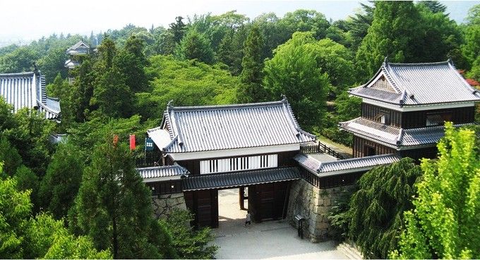 上田城址公園