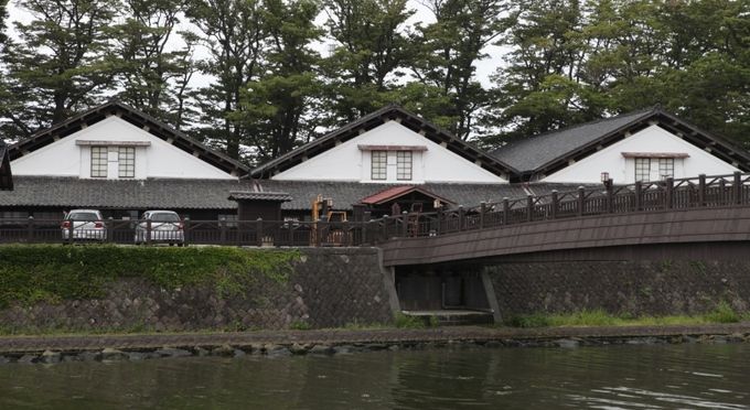酒田山居倉庫