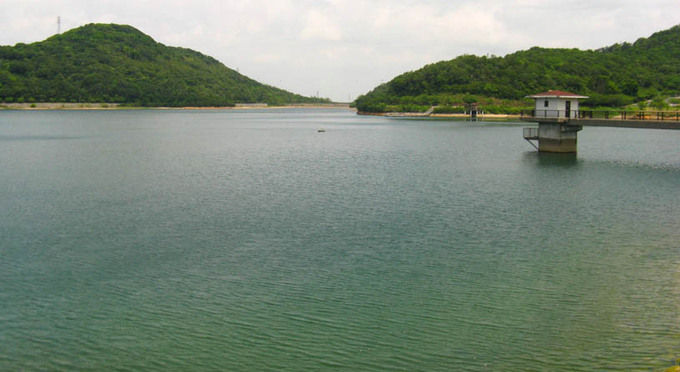 初立池公園