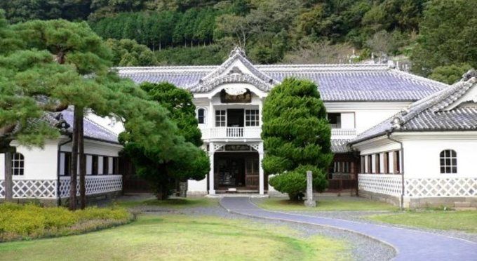 岩科学校